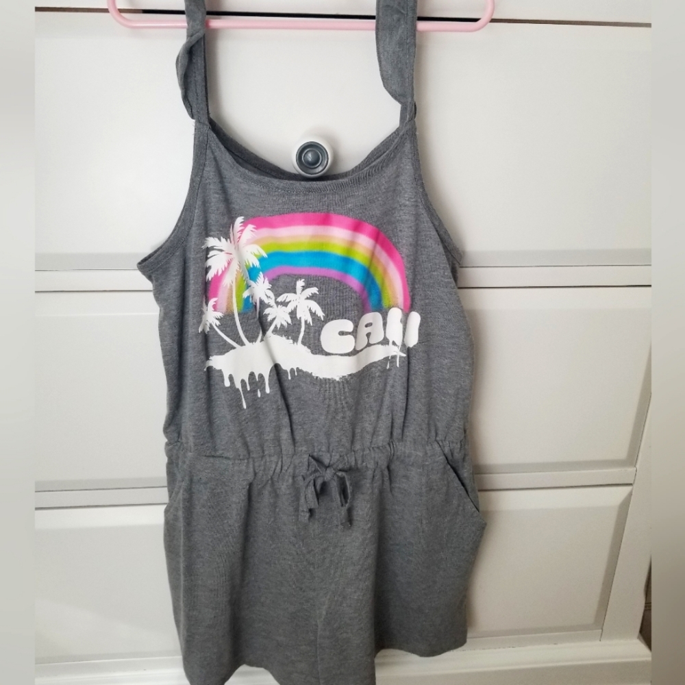NWOT Girls Summer Cali Rainbow Color Changing Romper!